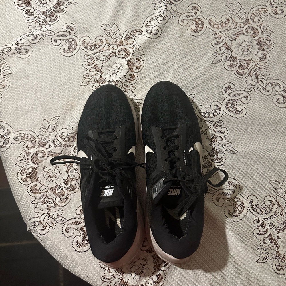 Nike Black and White Sneakers